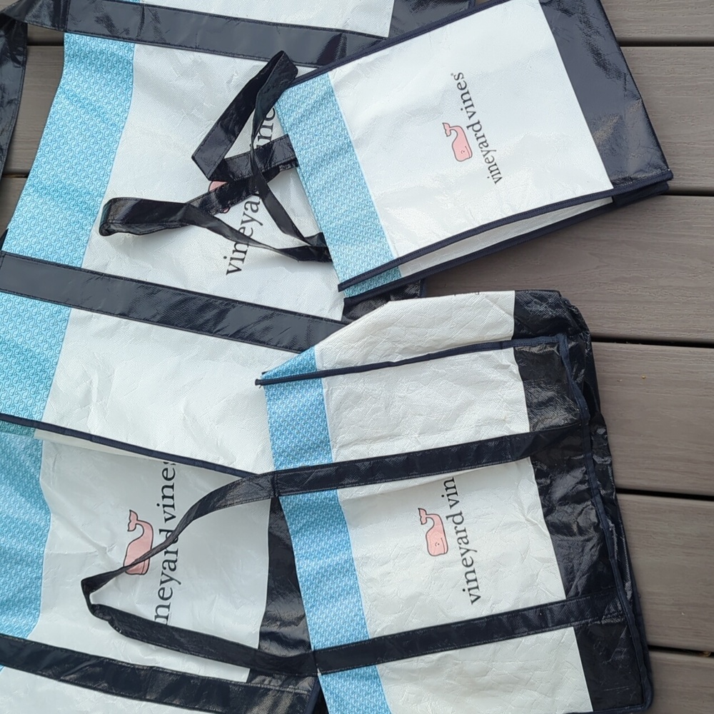 Vineyard vines reusable shopping bags Lot Of 4  Offers Welcome